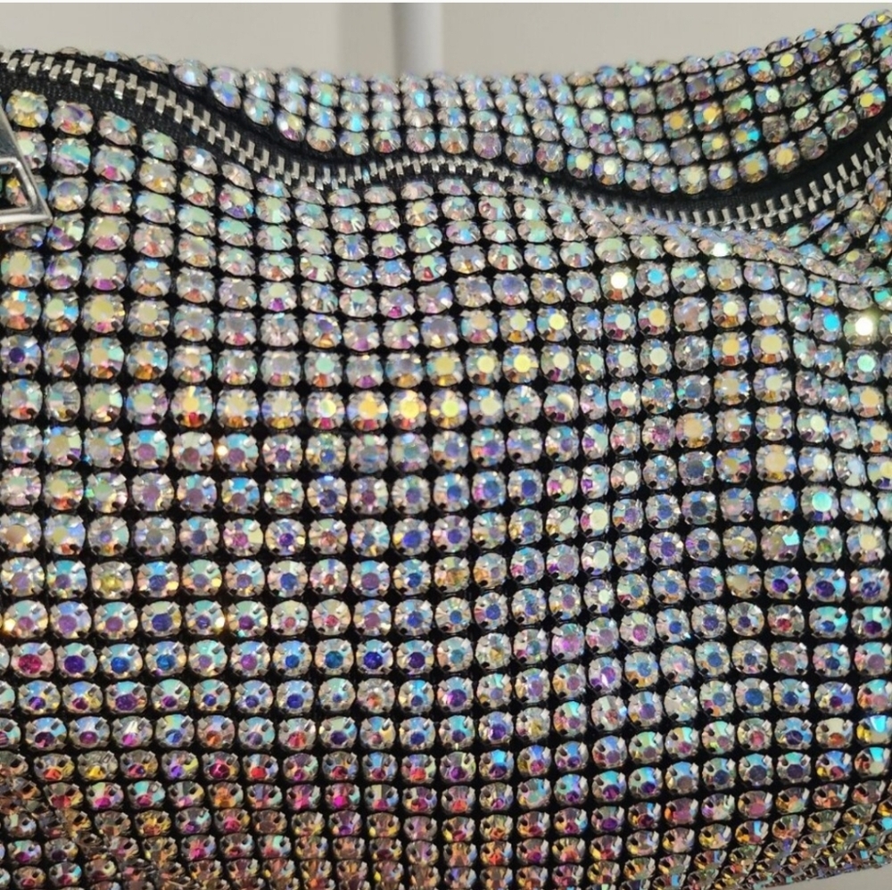 ❄️❄️ NWT Madison West Bring On The Bling Bag Crystal Rhinestone - Picture 3 of 5
